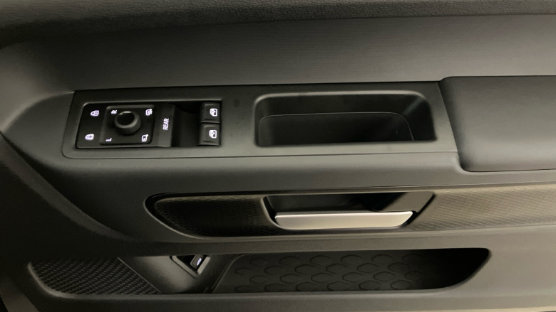 Volkswagen ID. Buzz 210kW Style Pro 86kWh 5dr LWB Auto [7St/Design+] Electric Estate